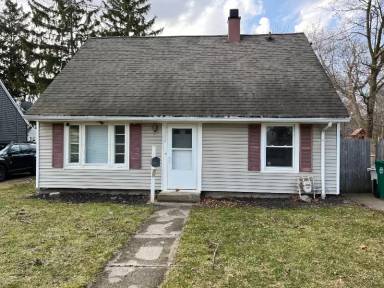 Main picture of 4304 Crescent Dr