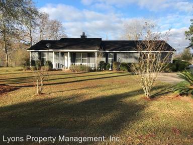 Main picture of 3704 Robin Ln