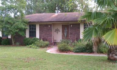 Main picture of 707 W 8th Street Cir