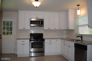 Main picture of 2424 Glascock St