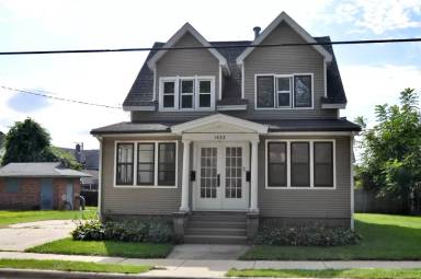 Main picture of 1849 Hutchins Ave