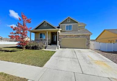 Main picture of 814 Mt Sneffels Ave