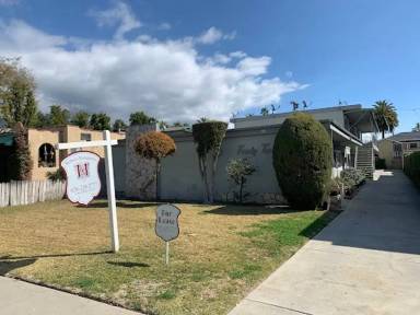 Main picture of 42 N Parkwood Ave