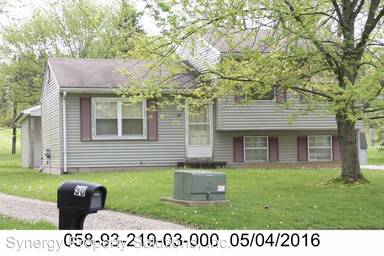 Main picture of 55 Lilac Ct E