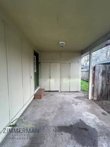Main picture of 1645 Polk St