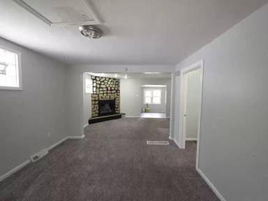 Main picture of 1815 Willow Ave