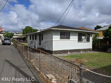 Main picture of 1642 OO Ln