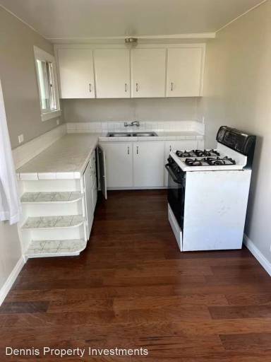 Main picture of 237 Brett Way