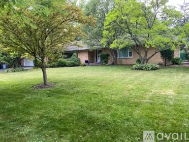 Main picture of 996 Castlegate Ct