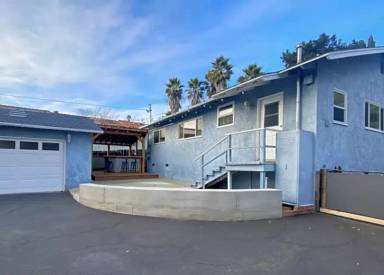 Main picture of 355 Beaumont Dr