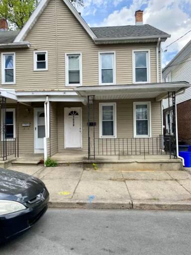 Main picture of 1039 W Wilkes Barre St