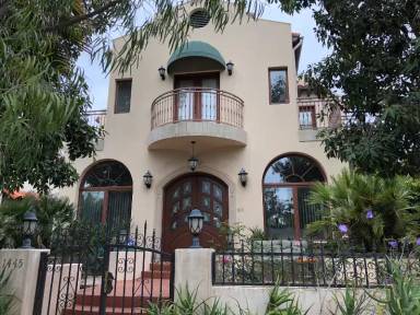 Main picture of 1445 25th St