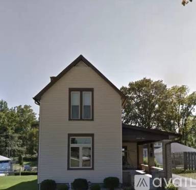 Main picture of 104 Hancock St