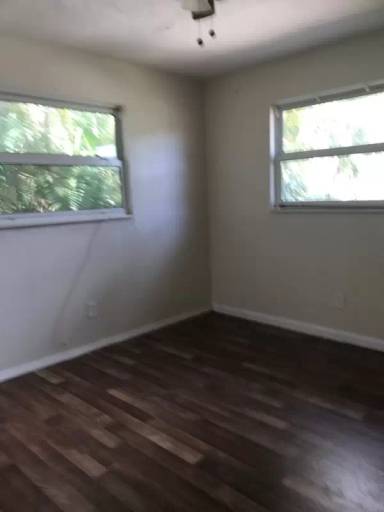 Main picture of 5536 10th Ave