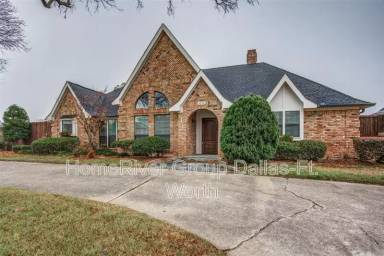 Main picture of 1015 Clinton St