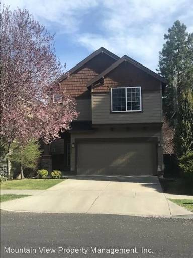 Main picture of 19564 Salmonberry Ct