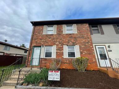 Main picture of 202 Fountain Dr