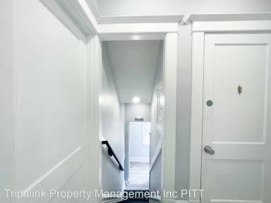 Main picture of 5845 Phillips Ave