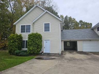 Main picture of 564 N Park Ave