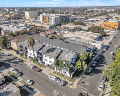 Main picture of 1101 Gaviota Ave