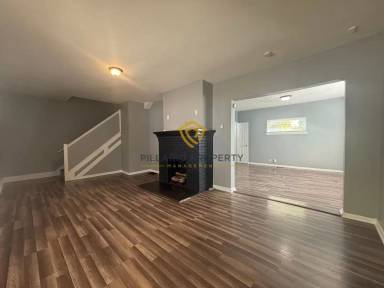 Main picture of 2807 Indianapolis Ave