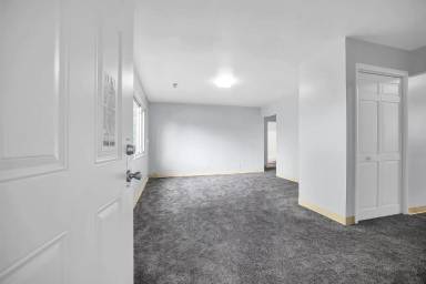 Main picture of 849 Wellington Blvd