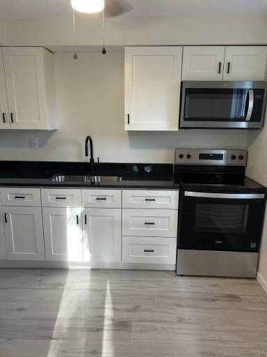 Main picture of 1923 Columbia Ave