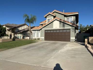 Main picture of 12839 Fontainebleau Dr