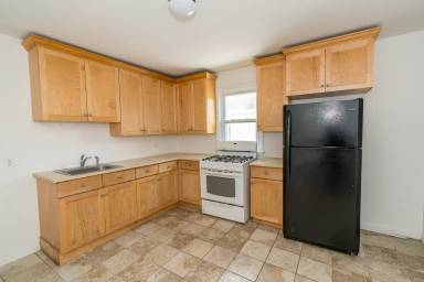 Main picture of 112 Virgil St - 2B