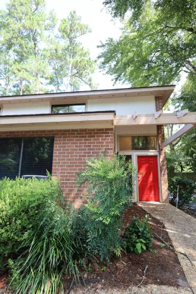 Main picture of 1307 Baytree Drive, Unit F