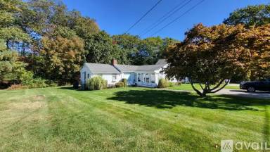 Main picture of 92 Bourne Ave