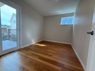 Main picture of 906 Kearney St