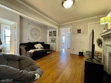 Main picture of 448 Park Dr