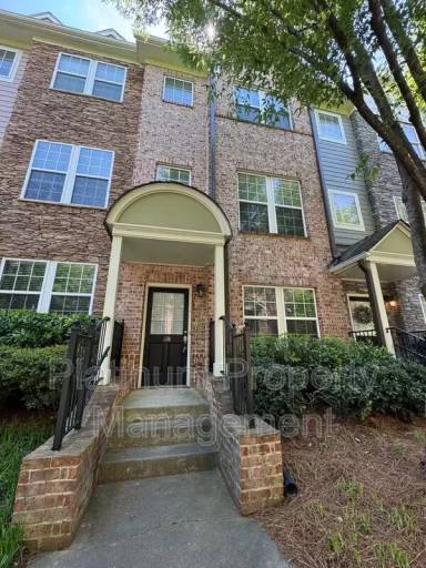 Main picture of 1229 Ashford Creek Park NE