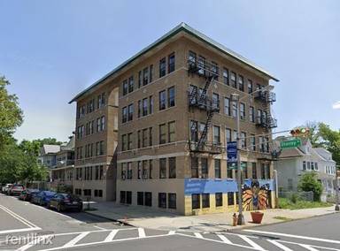 Main picture of 611 Clinton Ave
