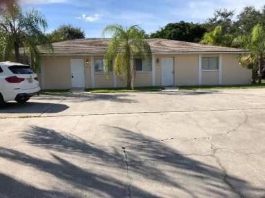 Main picture of 212 SE 16th Pl