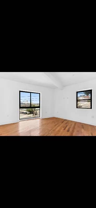Main picture of 16 White St