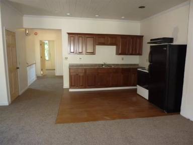 Main picture of 114 Fayette St