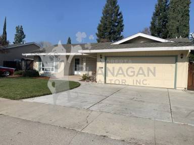 Main picture of 995 Northwood Dr