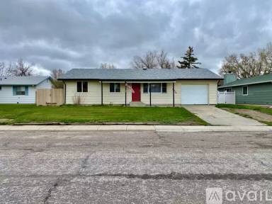 Main picture of 2970 Herrington Dr