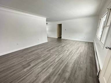 Main picture of 4950 Slayton Rd