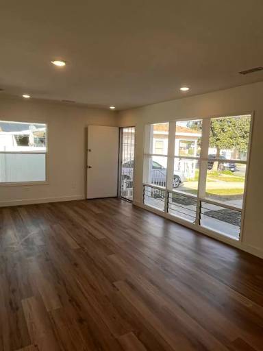 Main picture of 6462 50th St