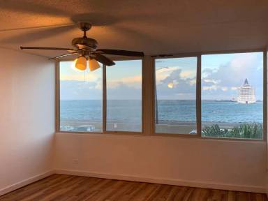 Main picture of Harbor Lights Condominium