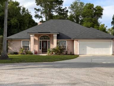 Main picture of 6083 Alpenrose Ave