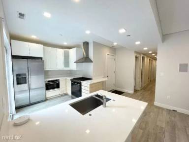 Main picture of 113 Hillside St