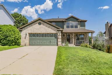 Main picture of 670 Robinglen Ct