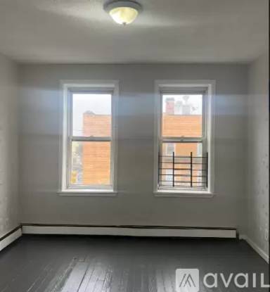 Main picture of 45 Grant Ave