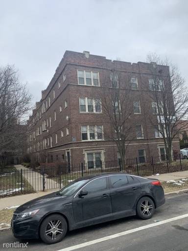 Main picture of 4400 S Drexel Blvd