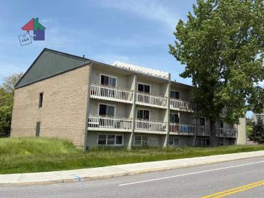 Main picture of 833 Queen City Park Rd