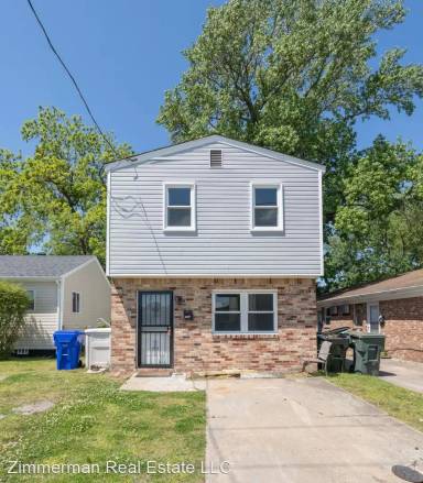 Main picture of 2125 Grandy Ave